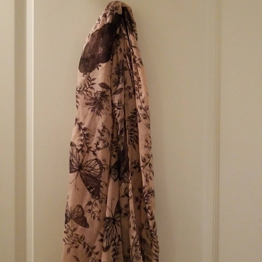 Scarf with butterflies & birds NEVER WORN